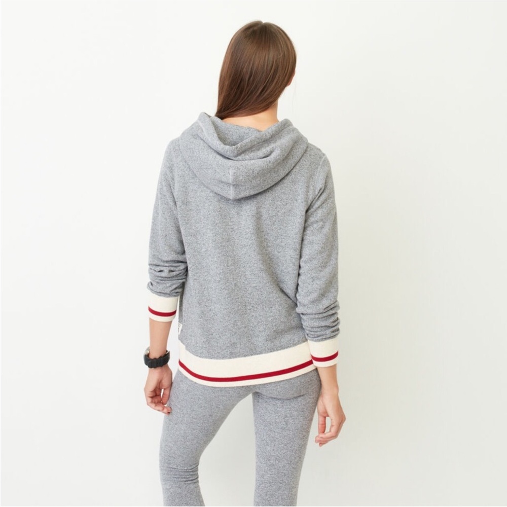 Roots Cabin Cozy Hoodie Women’s Small - Picture 12 of 12